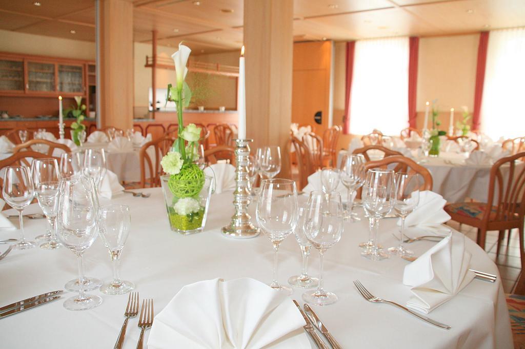 Hotel Muehlenhof Lollar Екстериор снимка